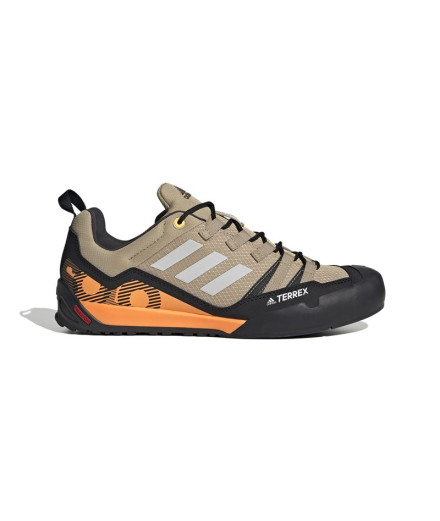 Botas de montaña adidas Terrex Swift Solo Approach Mujer...