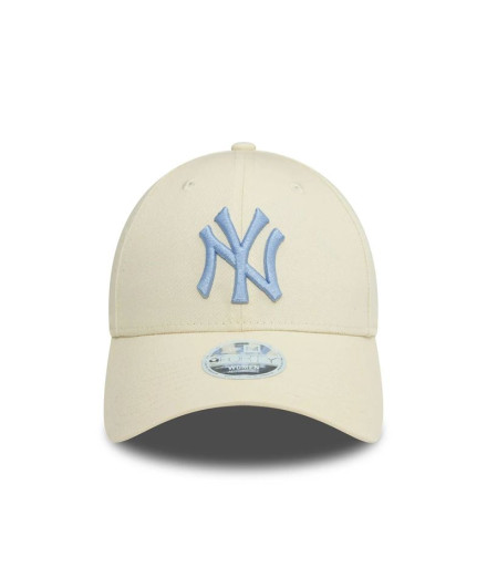 Gorra Essential New Era 9FORTY New York Yankees Mujer Crema
