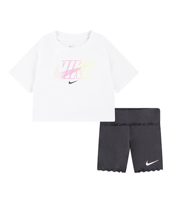 Conjunto Nike Nkg Swoosh Motion Bike Short...